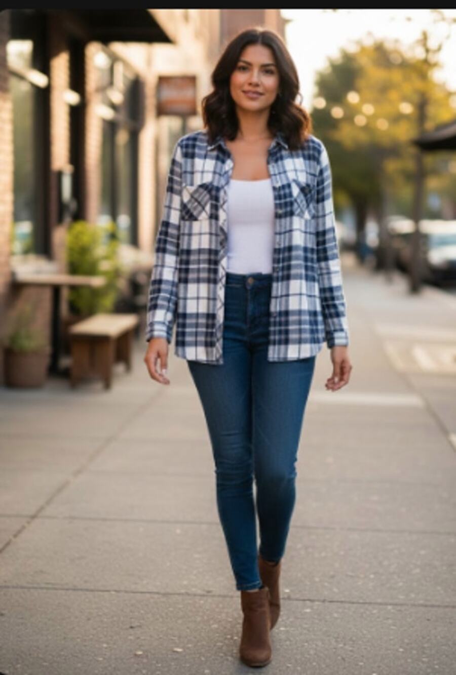 Blu Pepper Blue and White Plaid Flannel Button Down - Size Large